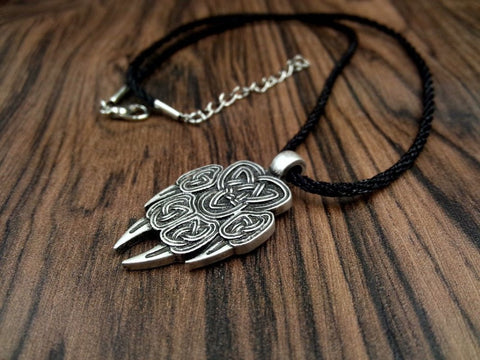 Wolf Paw Viking Necklace N001